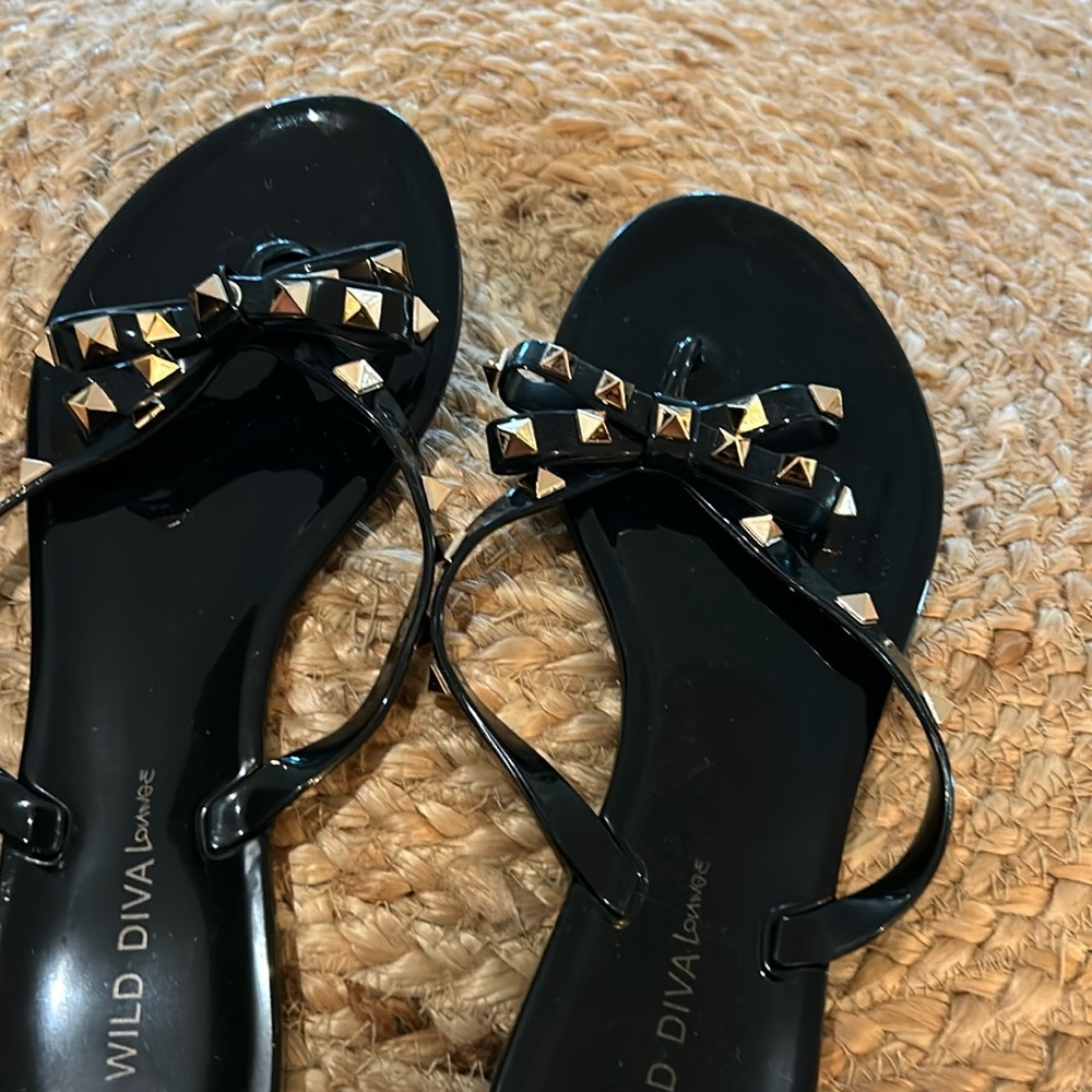 Black stud jelly sandals - Sz 9
